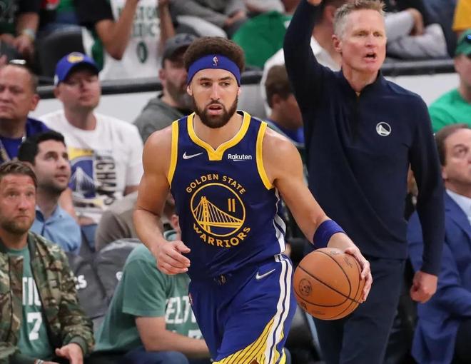 边后卫